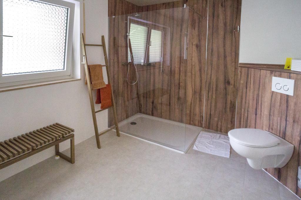 Hotelpension Schroeder ヴィリンゲン エクステリア 写真