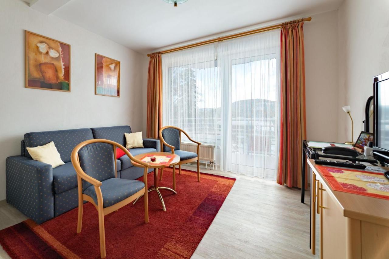 Hotelpension Schroeder ヴィリンゲン エクステリア 写真