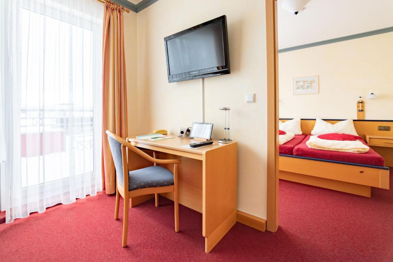Hotelpension Schroeder ヴィリンゲン エクステリア 写真